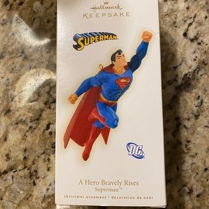 Hallmark Superman ornament 2009. New in box.